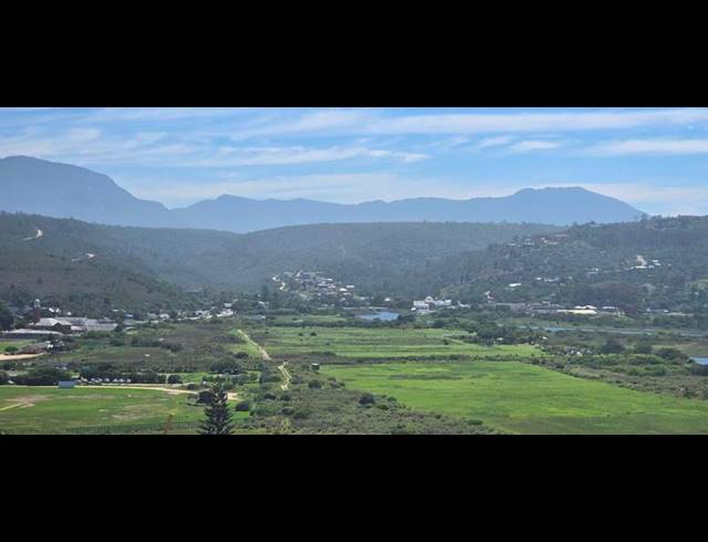 3 BEDROOM HOUSE FOR SALE IN GROOT BRAKRIVIER CENTRAL